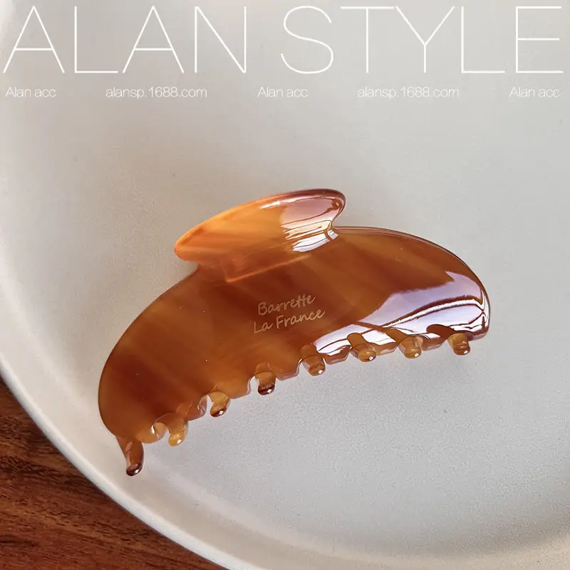 Spring & Summer Brown Acetate Shark Hair Clips Large — feature 8