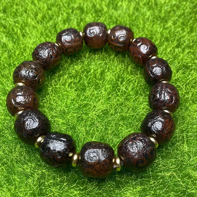 Red Flesh Agate Bracelet Weathered Patina Cultural Jewelry - Image 3
