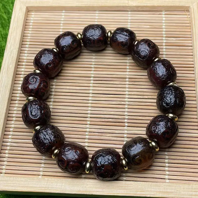 Red Flesh Agate Bracelet Weathered Patina Cultural Jewelry - Image 4