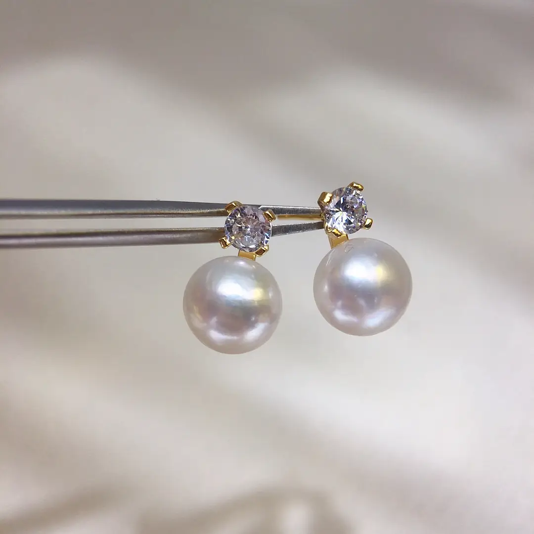 Natural Freshwater Pearl Earrings 9.5mm Large Point — feature 18