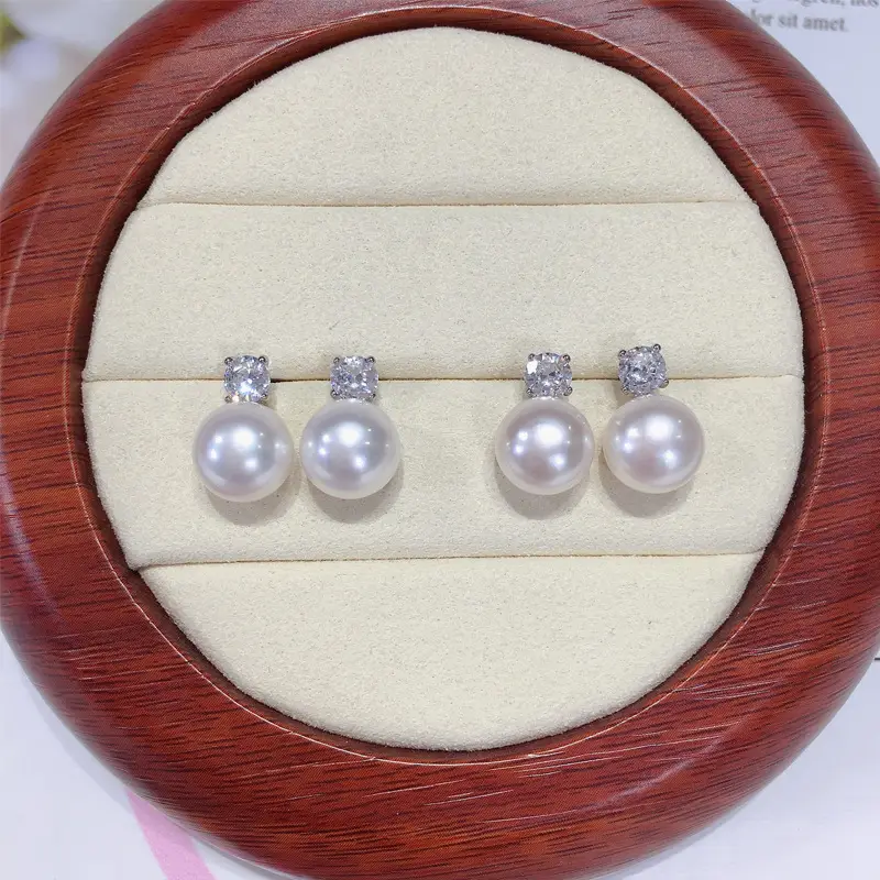 Natural Freshwater Pearl Earrings 9.5mm Large Point — feature 6