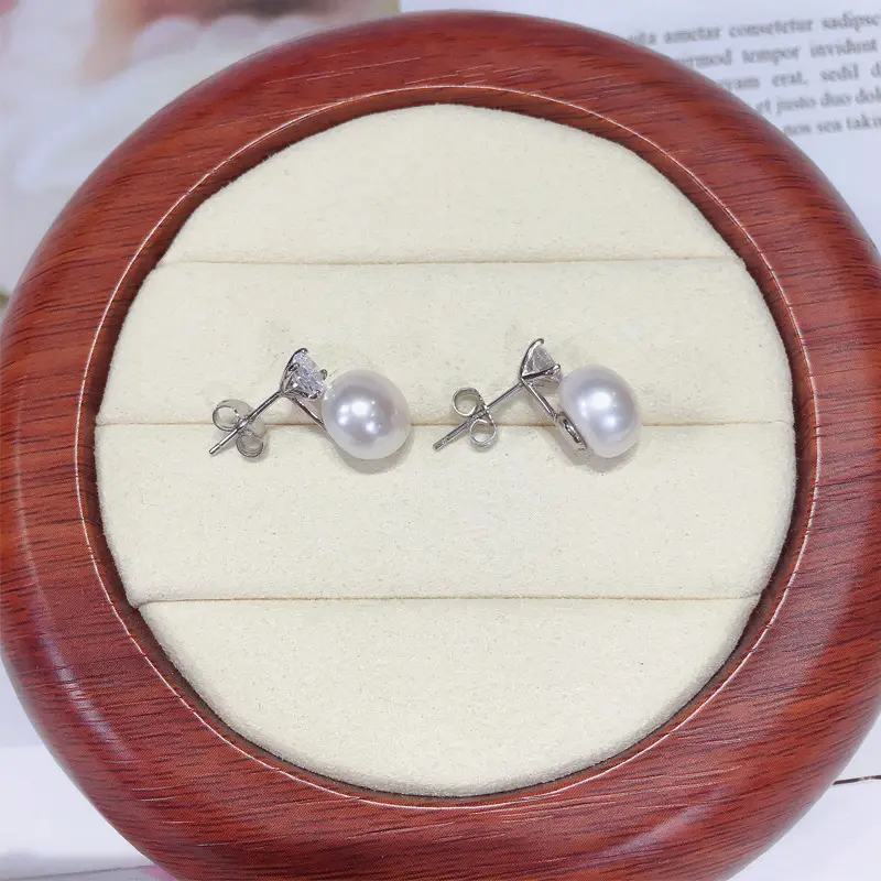 Natural Freshwater Pearl Earrings 9.5mm Large Point — feature 8