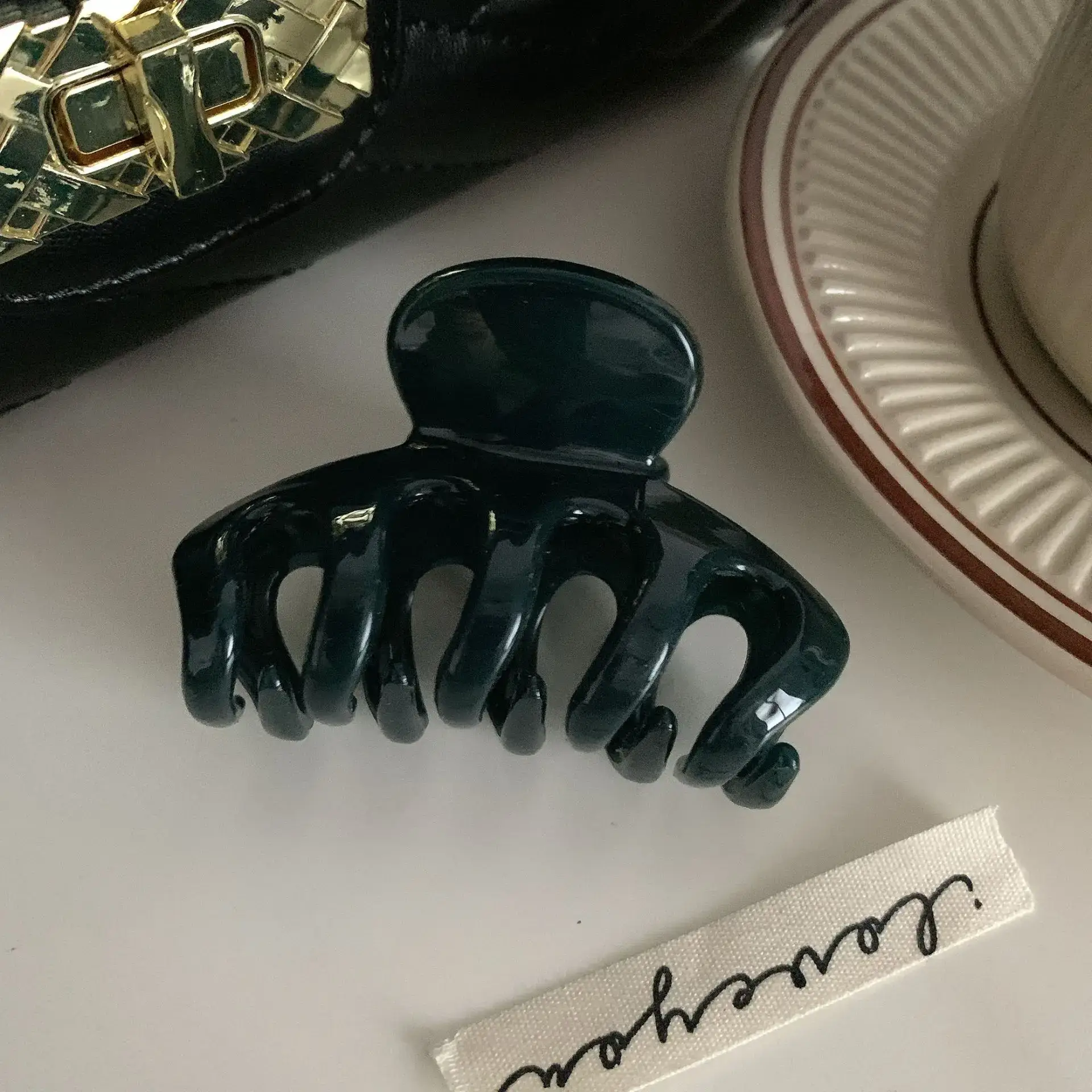 Wooden Hair Clip with 6 Prongs for Medium Back Head Grip - Image 3