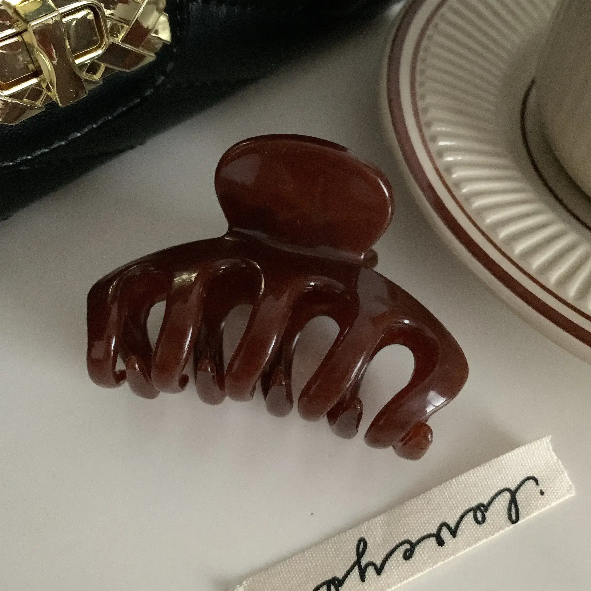 Wooden Hair Clip with 6 Prongs for Medium Back Head Grip - Image 4
