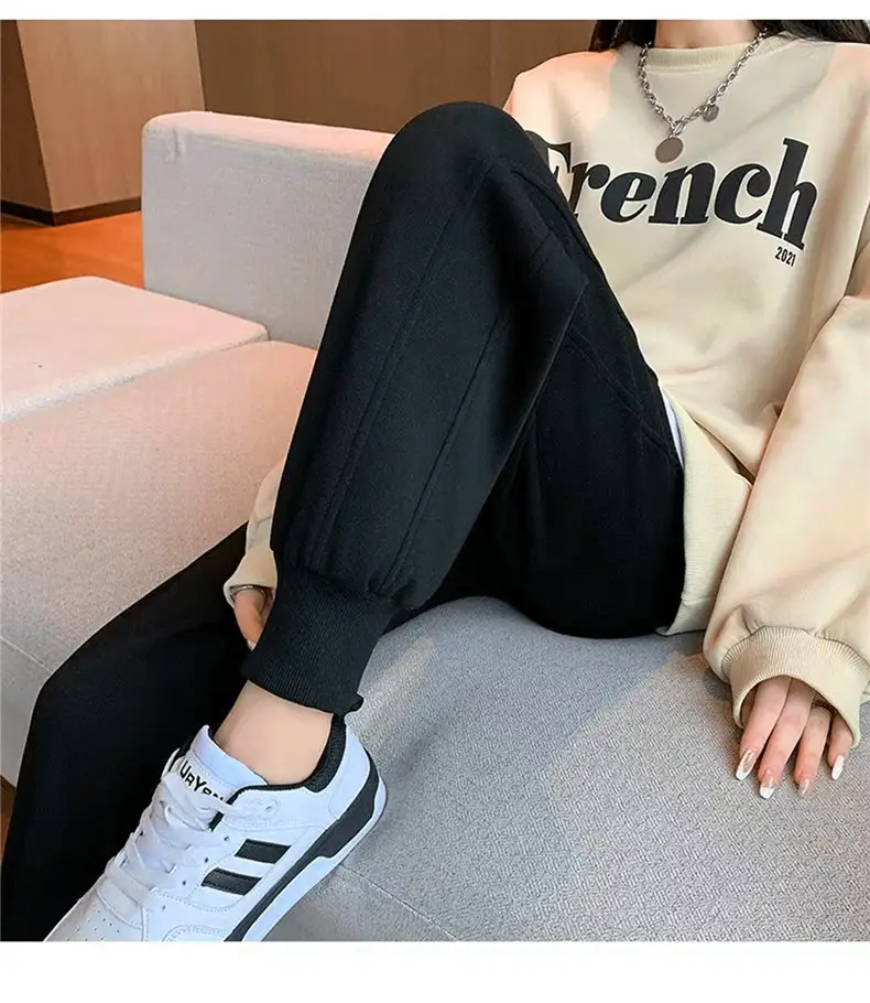 Women Fleece Lined Loose Toe Pants Black — feature 13