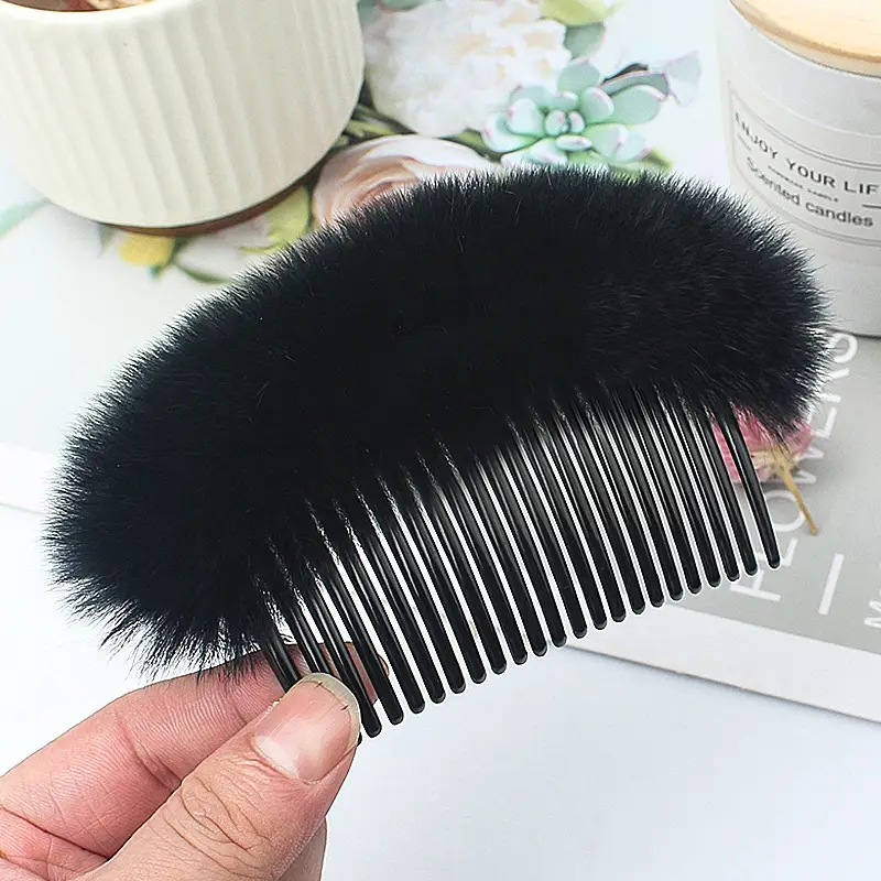 Faux Fur Hair Comb for Girls, Stylish Fashion Hairpin, Autumn Winter, Durable, 1 Pc - Image 2