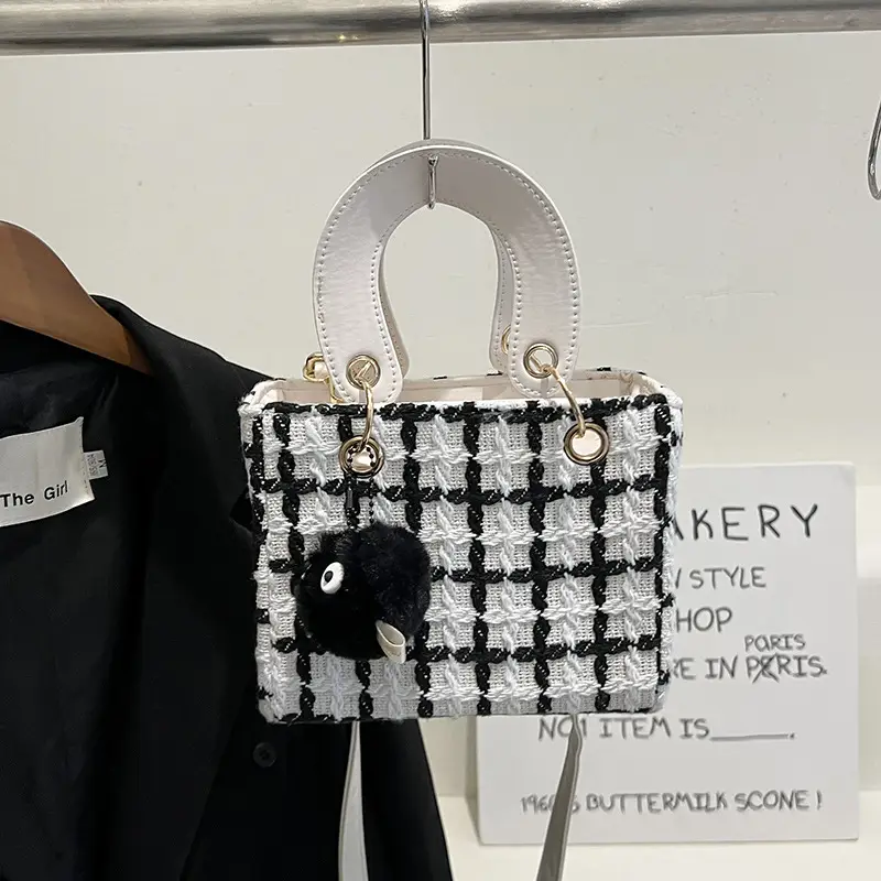 2022 Women's Korean Crossbody Bag Black White Plaid - Image 7