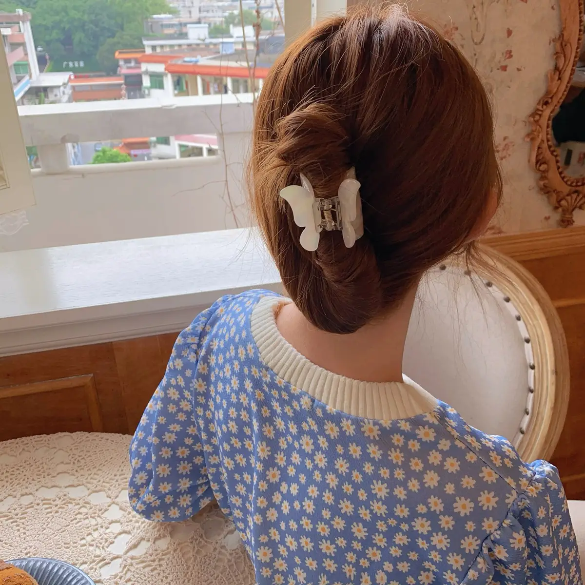 Acetic Acid Butterfly Hair Clip Women French Style Elegant Back - Image 7