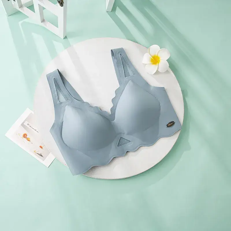 Women's Ultra-Thin Summer Bra Large Size - Image 4