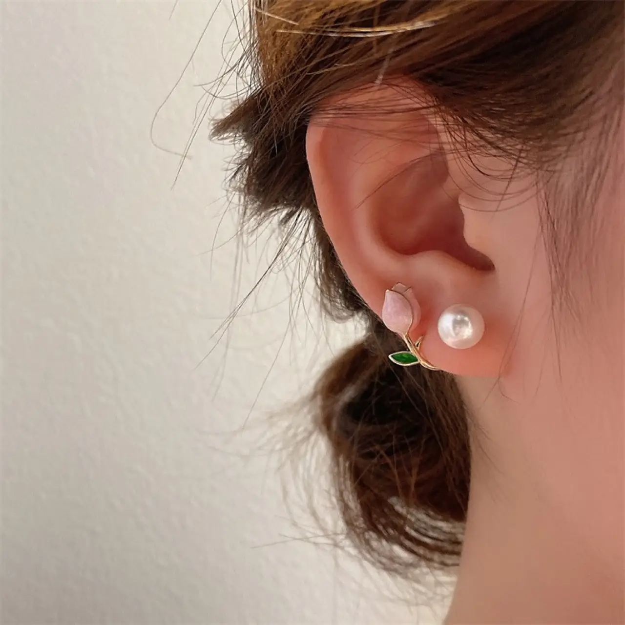 Painted Pink Tulip Pearl Earrings for Women - Image 2