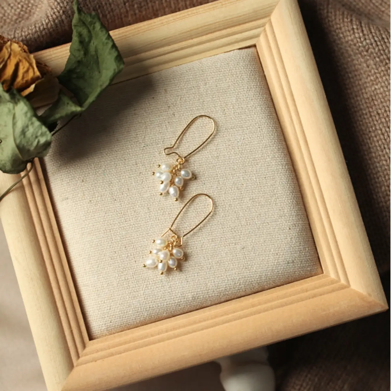 Natural Pearl Earrings with Gold Plating — feature 7