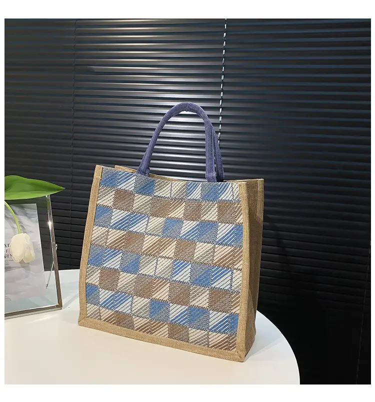 Korean Style Women's Large Capacity Shoulder Tote Bag - Image 2