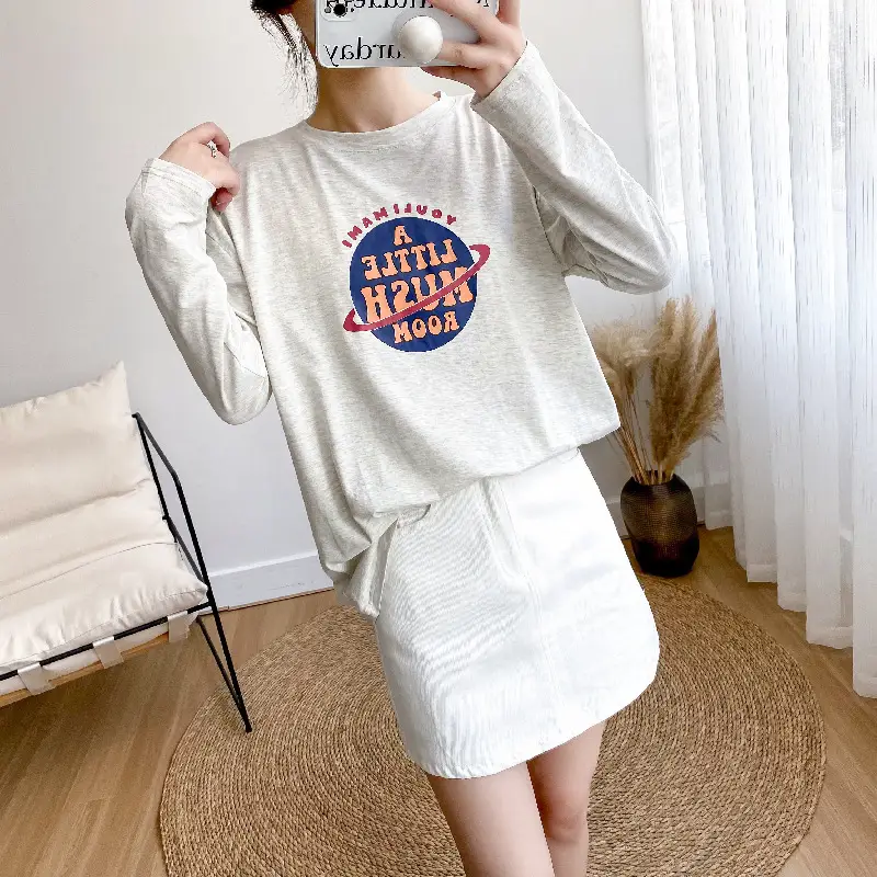 Pregnant Women's Long Sleeve T-Shirt with "Happy New Mom" Design - Image 4