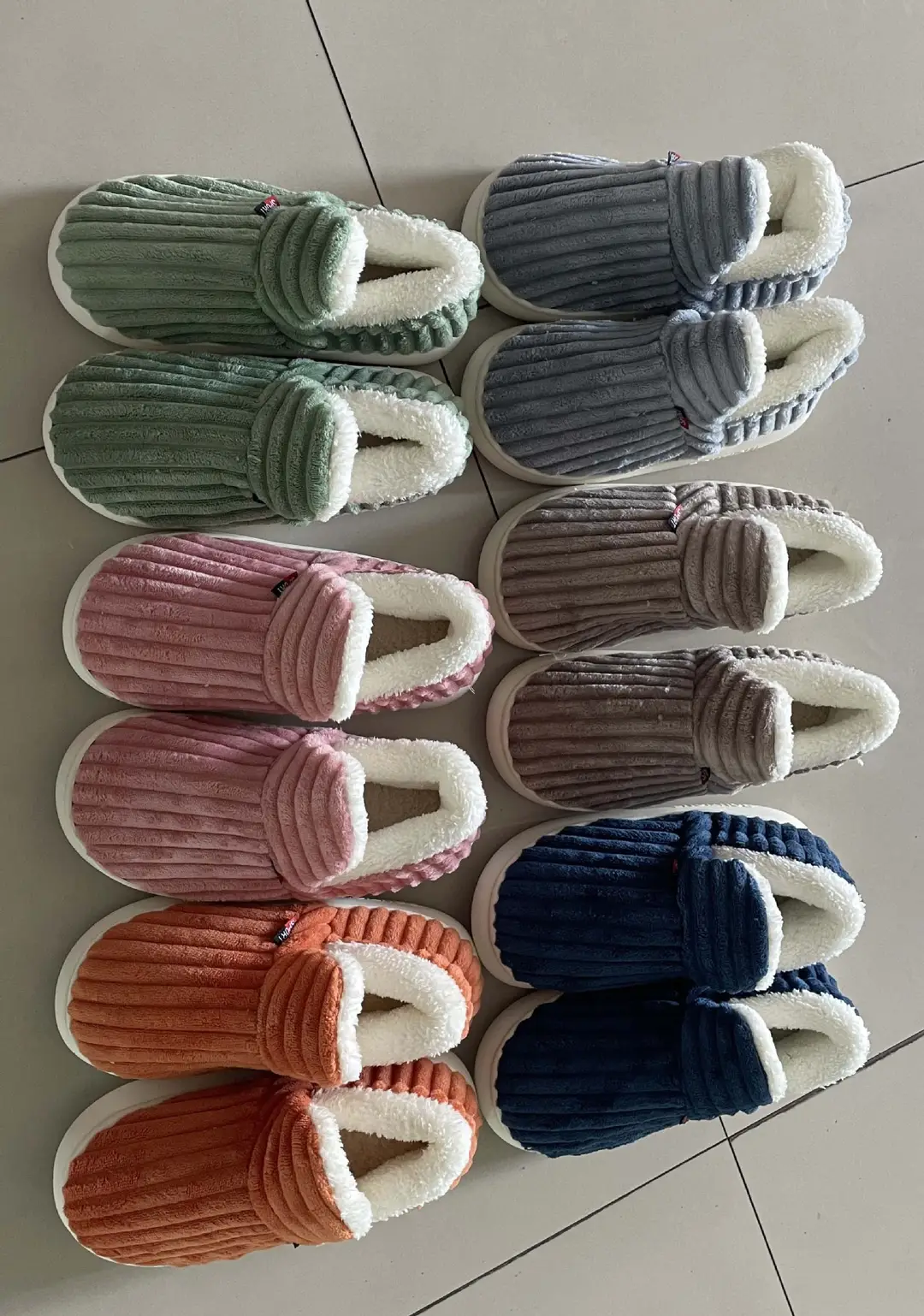 Cross-Border Popular Home Slippers for Women, Fully Enclosed Cotton Shoes for Women, Winter Indoor Home Use, Thick-Soled Warm Cotton Slippers for Men — feature 2
