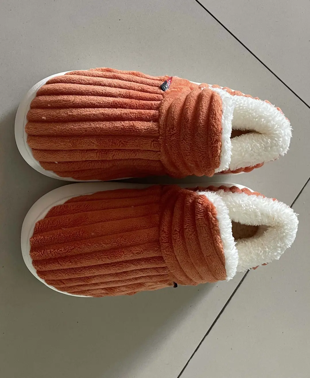 Cross-Border Popular Home Slippers for Women, Fully Enclosed Cotton Shoes for Women, Winter Indoor Home Use, Thick-Soled Warm Cotton Slippers for Men — feature 3