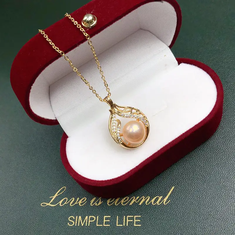 Freshwater Pearl Pendant Women's Gold Chain Jewelry - Image 2