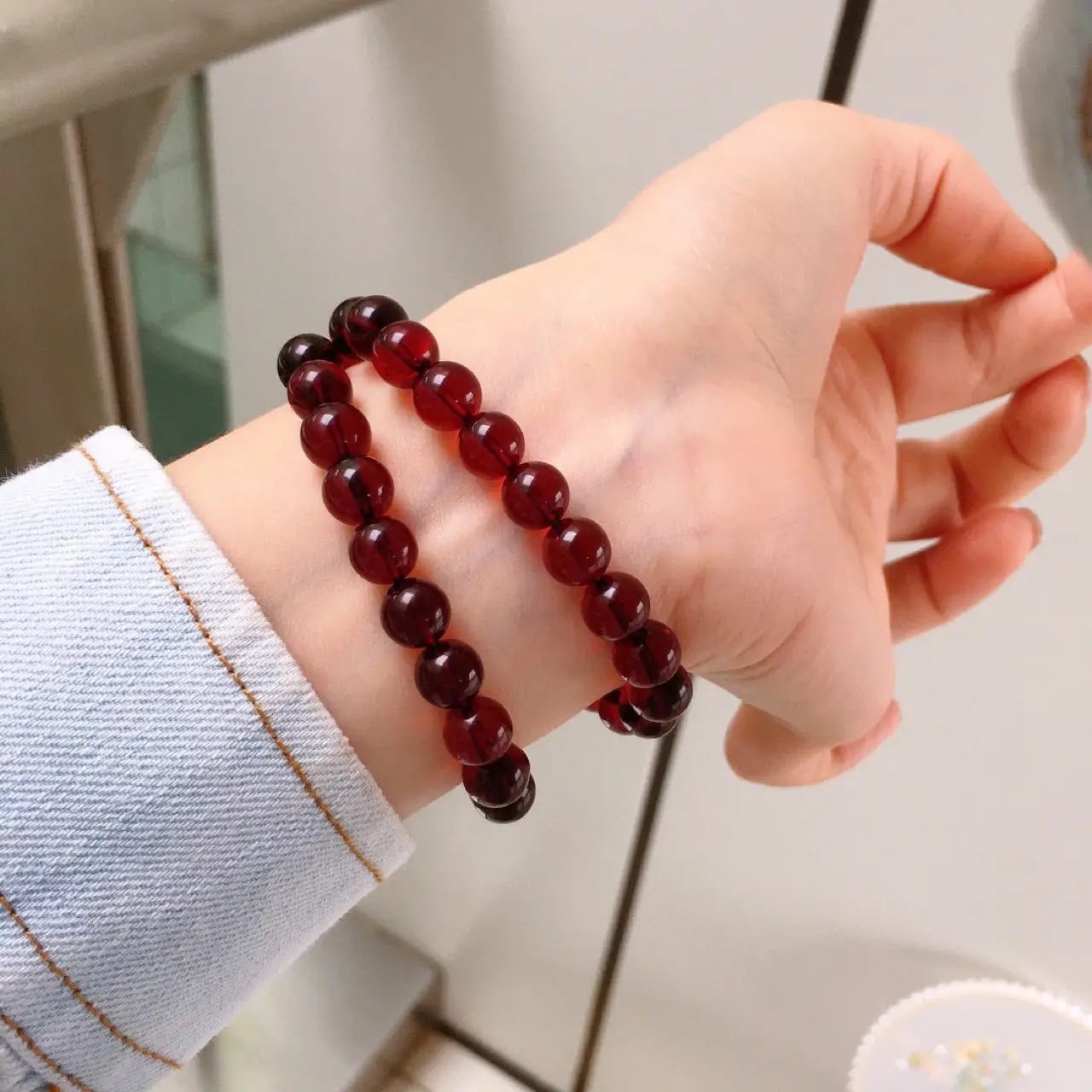 Natural Blood Amber Single Circle Bracelet 6-10mm - Image 5