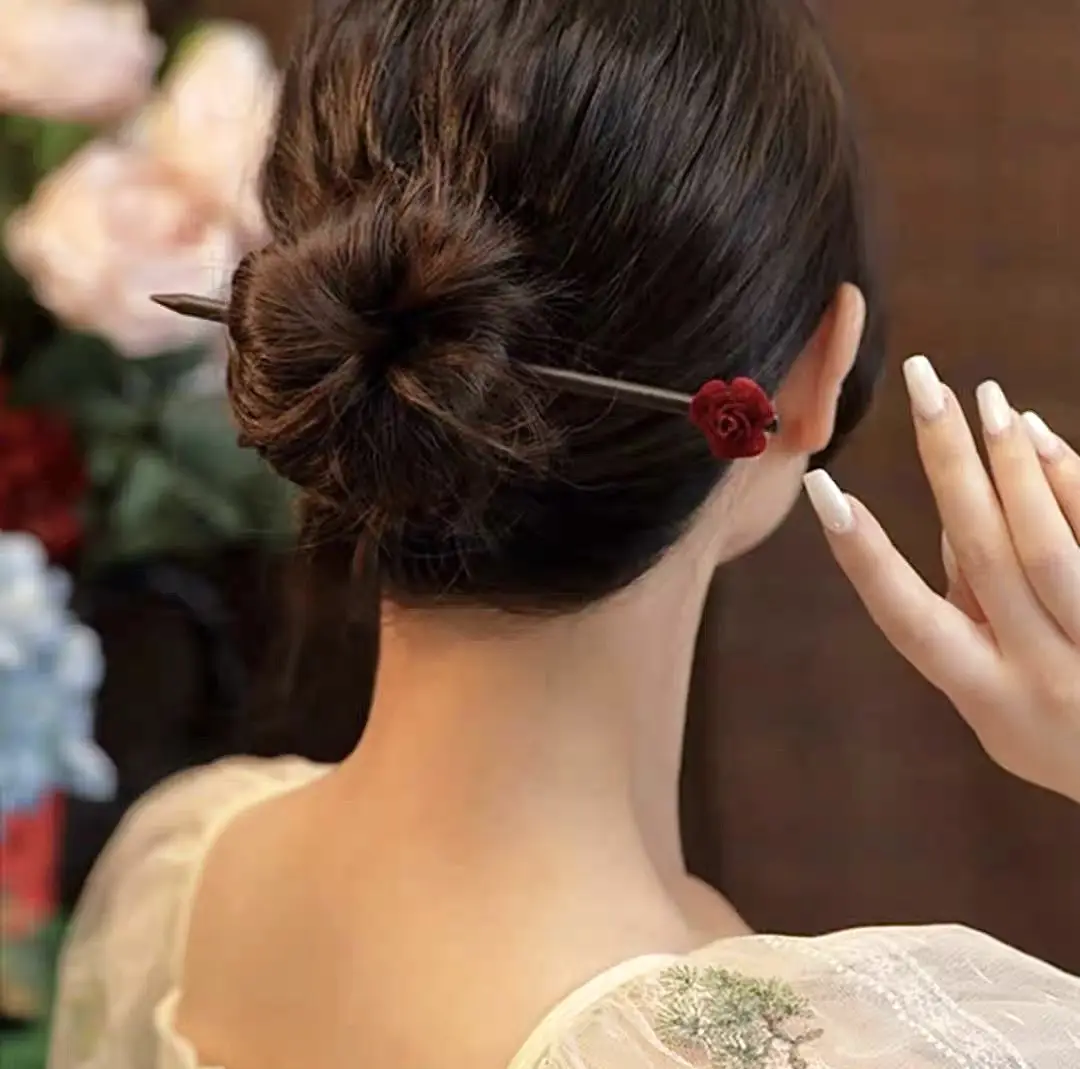 Red Rose Tassel Hairpin for Women Classical Cheongsam - Image 6