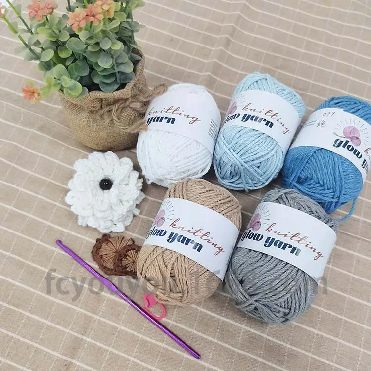 Crochet Luminous Wool Yarn 2mm Luminous Wool Crochet Doll Hot-Selling Handmade Woolen Visual Art Yarn