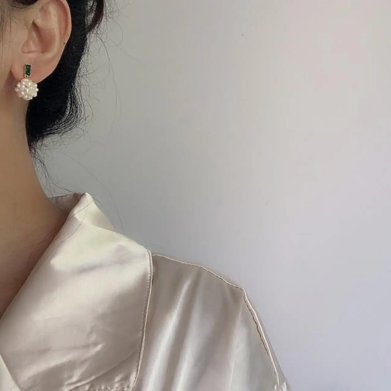 Freshwater Pearl Earrings for Women with Emerald Hydrangea Design - Image 3