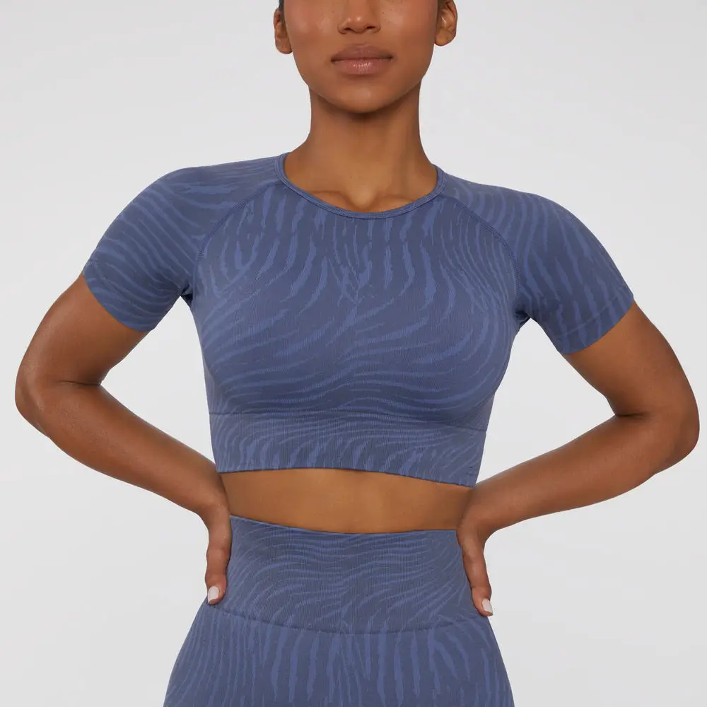 Seamless Knitted Yoga Suit Women High Waist Shorts — feature 10
