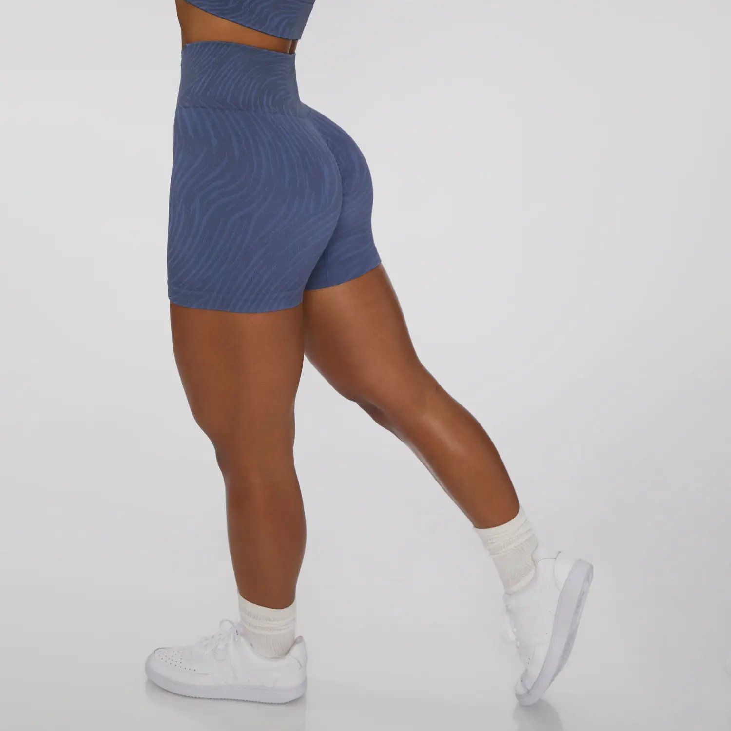 Seamless Knitted Yoga Suit Women High Waist Shorts - Image 7