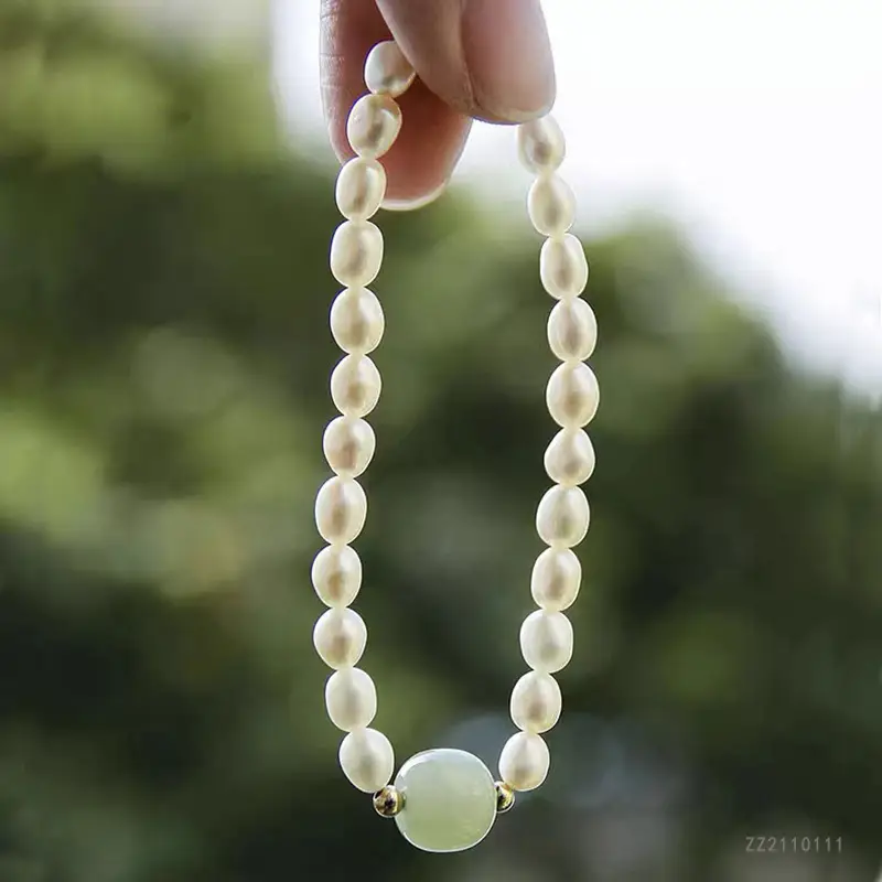 Guan Yu Jade Pearl Bracelet for Women - Image 4