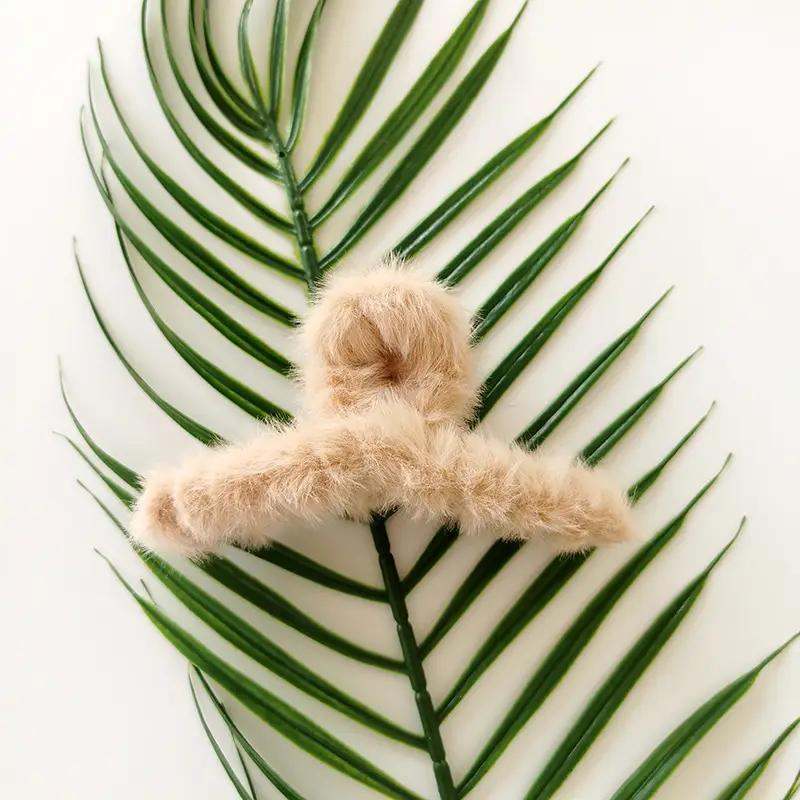 Autumn Plush Hair Clip for Women Large Size - Image 7
