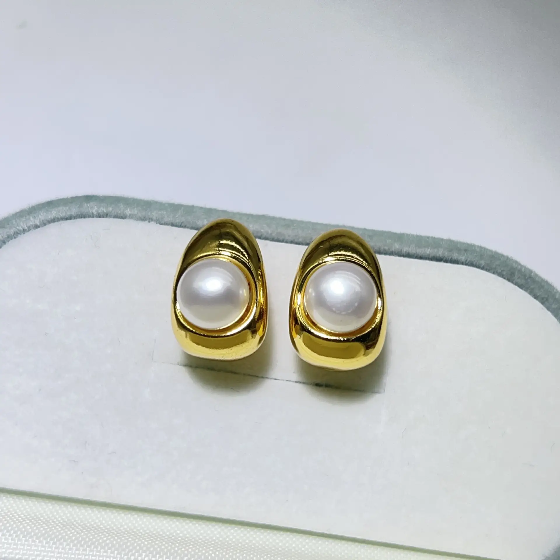 S925 Gold Pearl Earrings Set for Women - Image 10