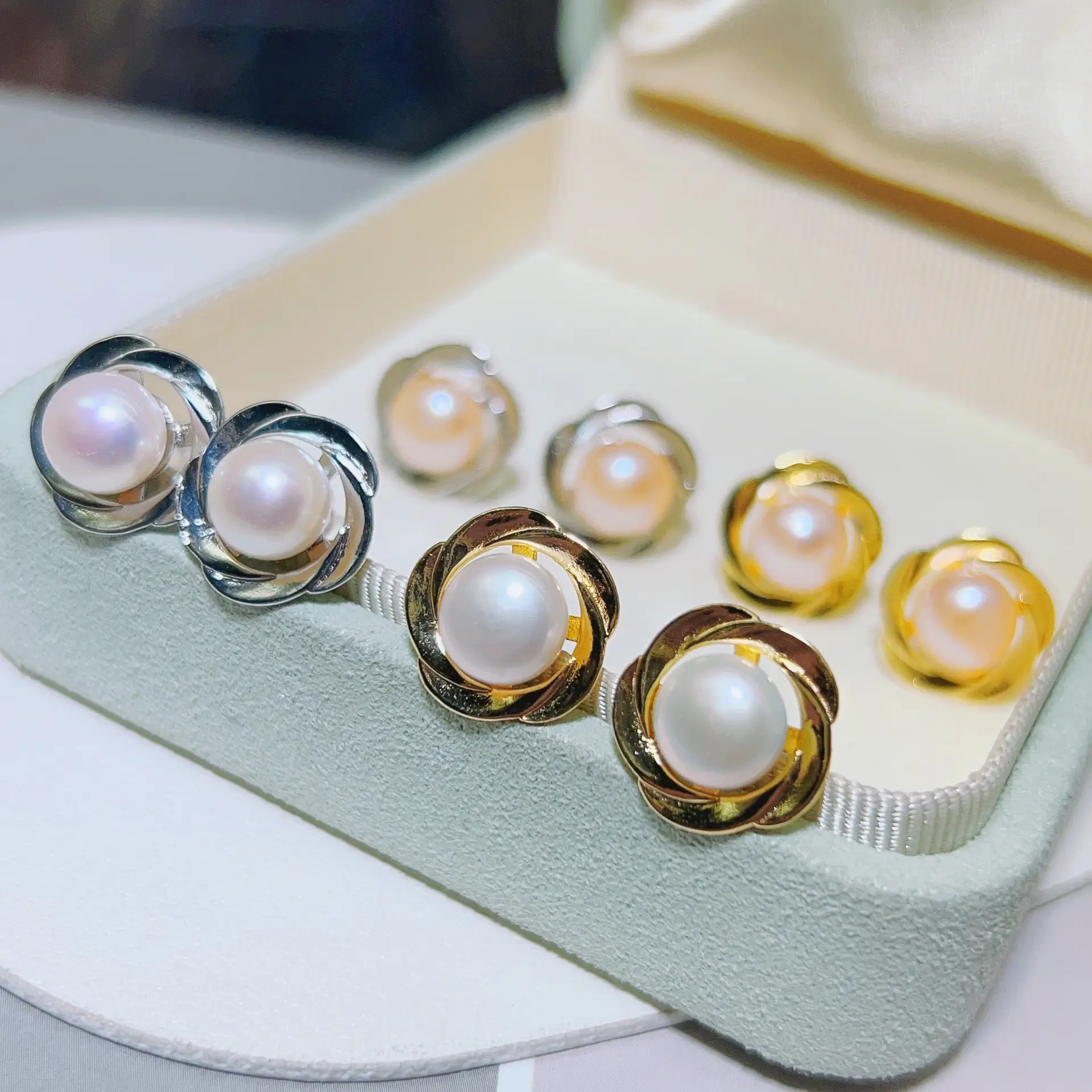 S925 Gold Pearl Earrings Set for Women — feature 3