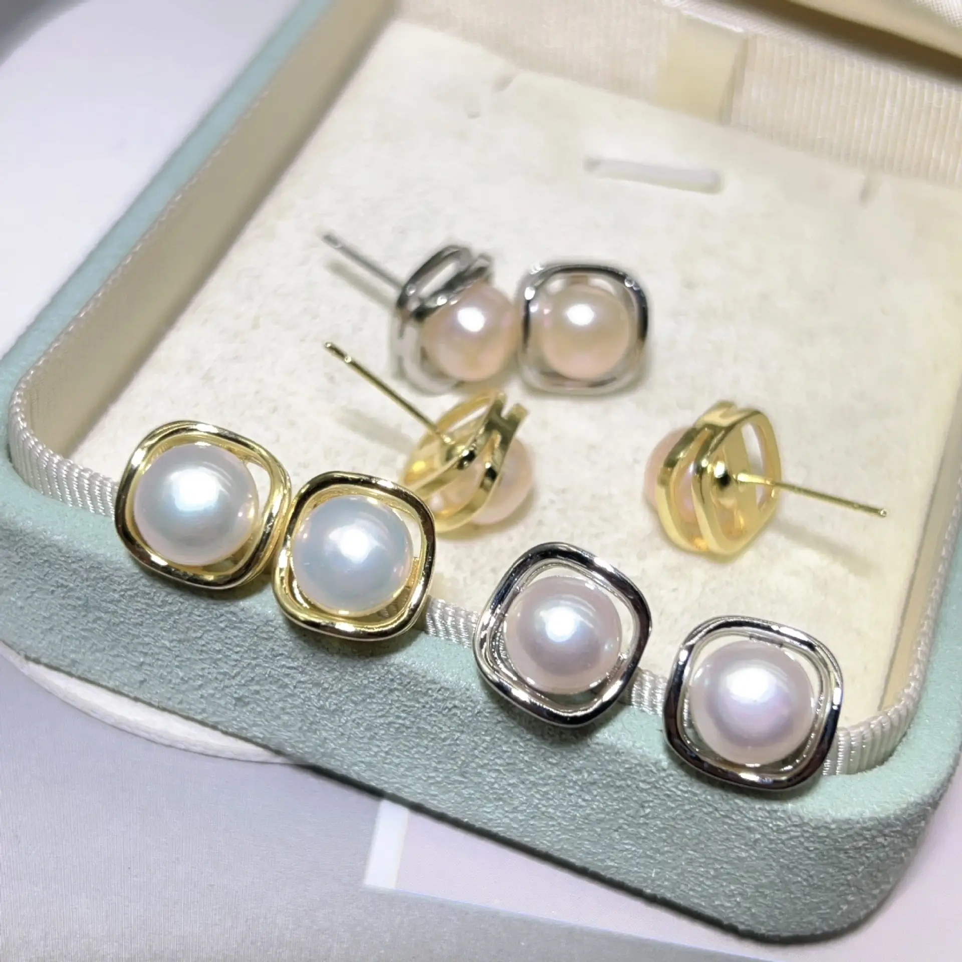 S925 Gold Pearl Earrings Set for Women - Image 4