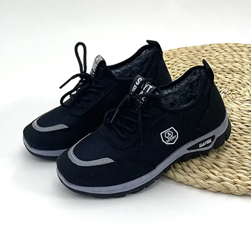 2026 Winter New Style Old Beijing Cotton Shoes with Added Fleece and Thickened Lining, Non-Slip Soft Sole Mom Shoes, Warm Shoes for the Elderly