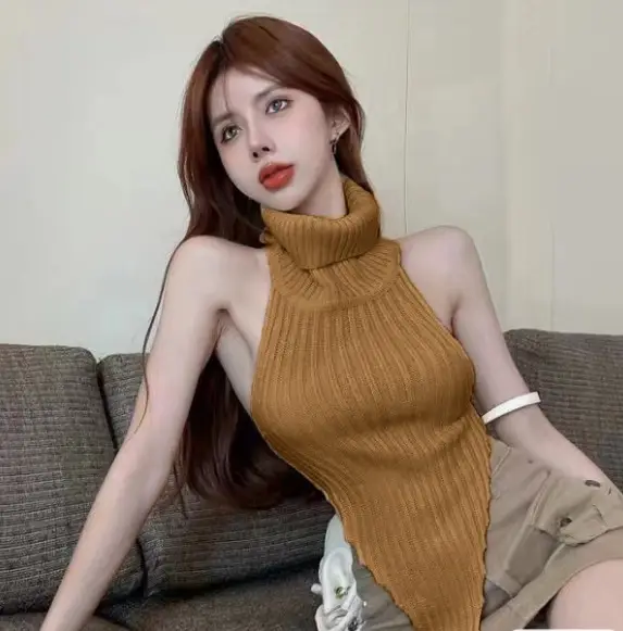 Women's Knitted Sleeveless Turtleneck Vest & Shorts Set - Image 6