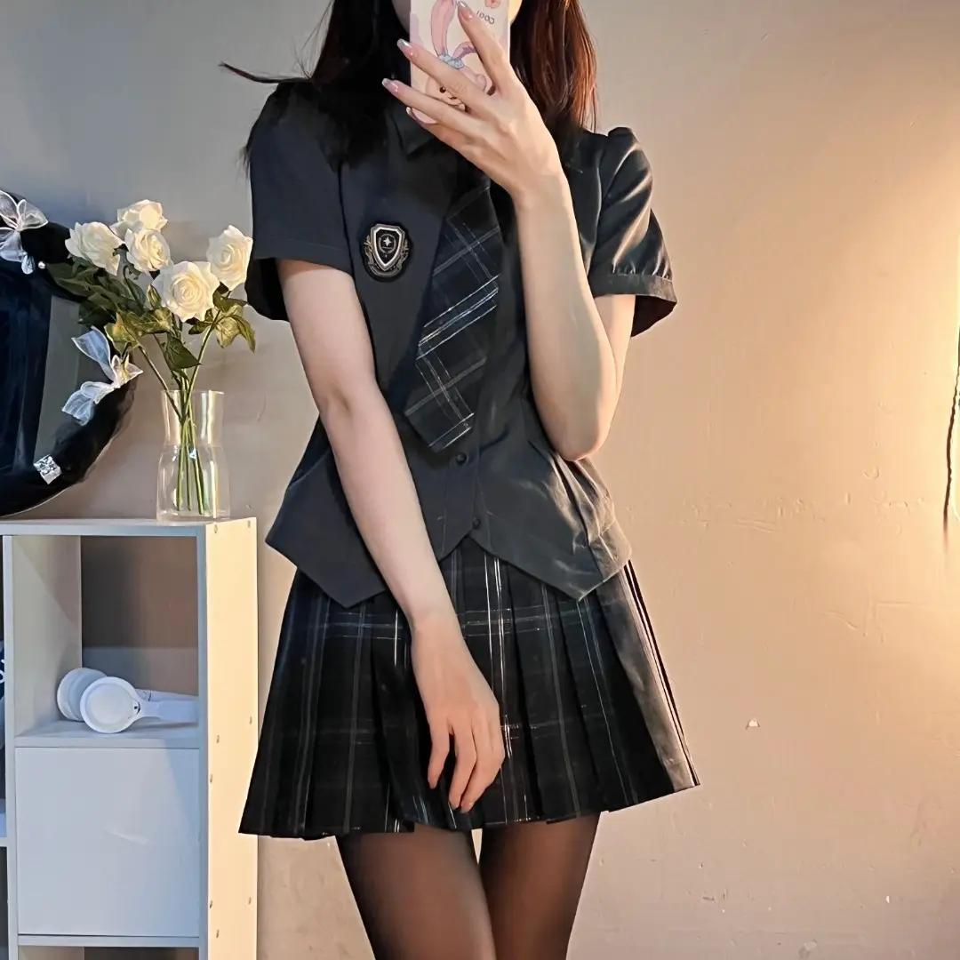 Dark Gray Japanese JK Elastic Waist Shirt with Embroidered Patch - Image 4