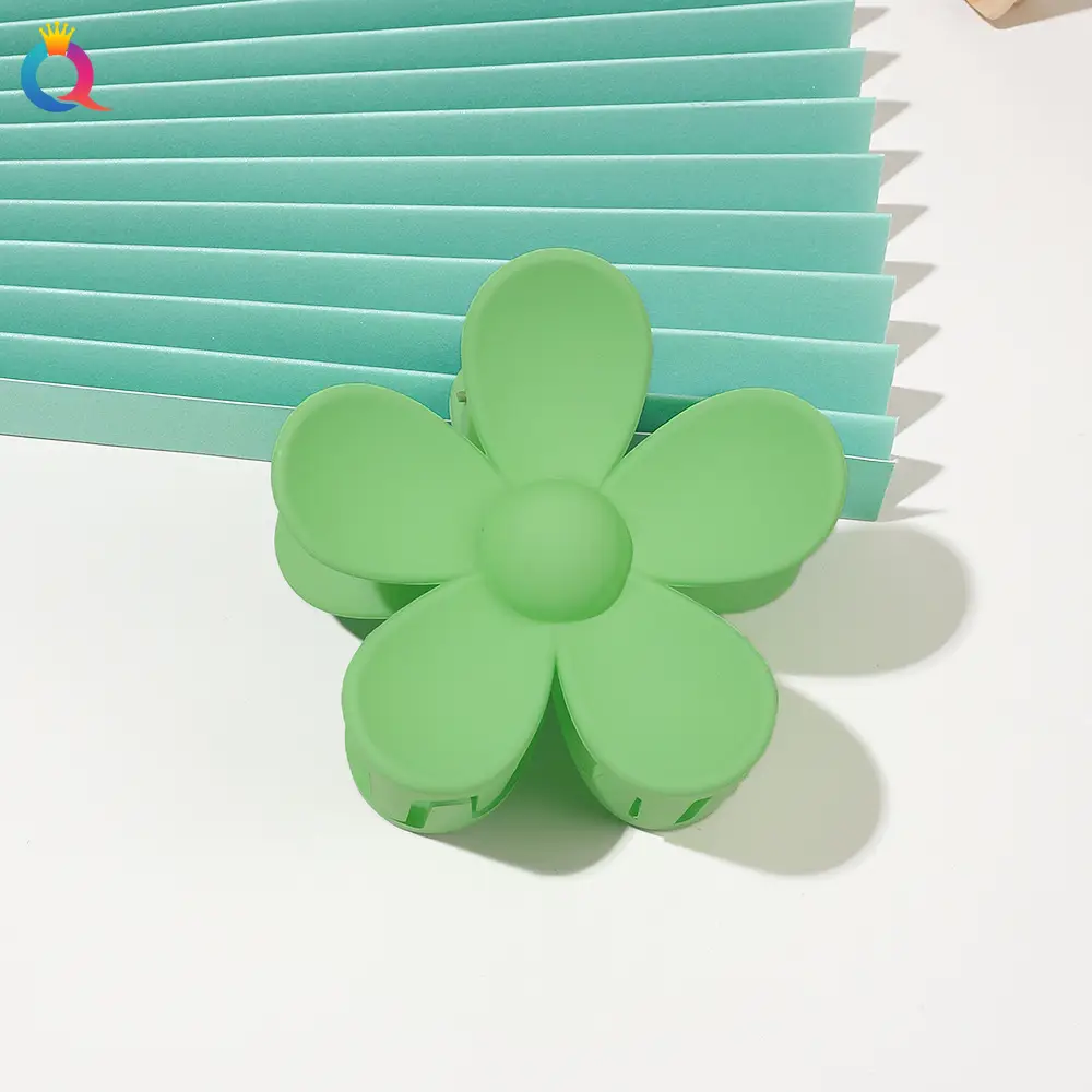 Green Shark Clip Hair Accessory for Women - Image 12