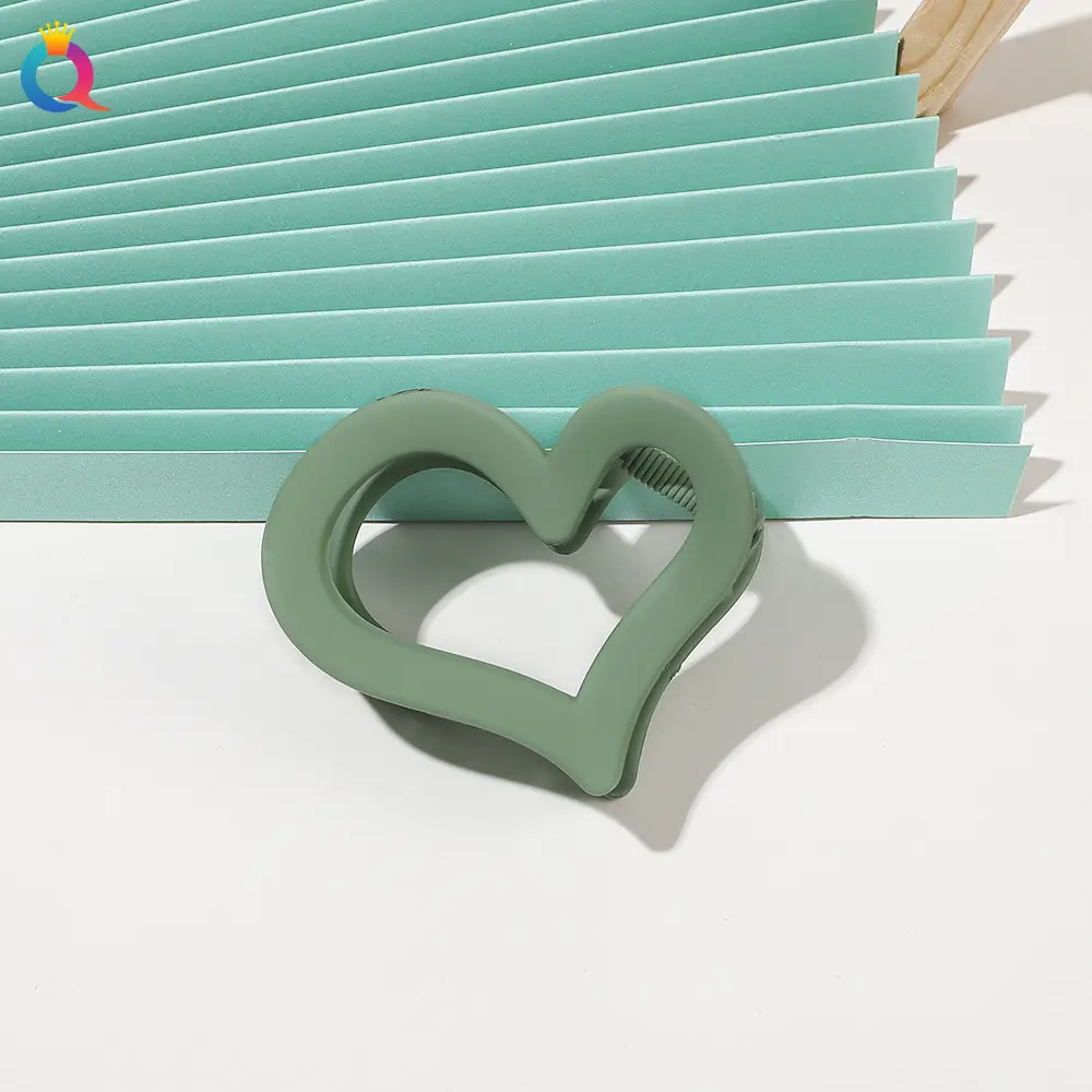 Green Shark Clip Hair Accessory for Women - Image 16