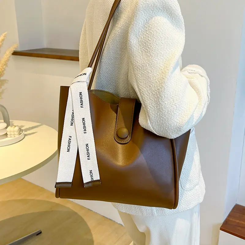 Women's Western Style Shoulder Bag Brown 2022 - Image 6