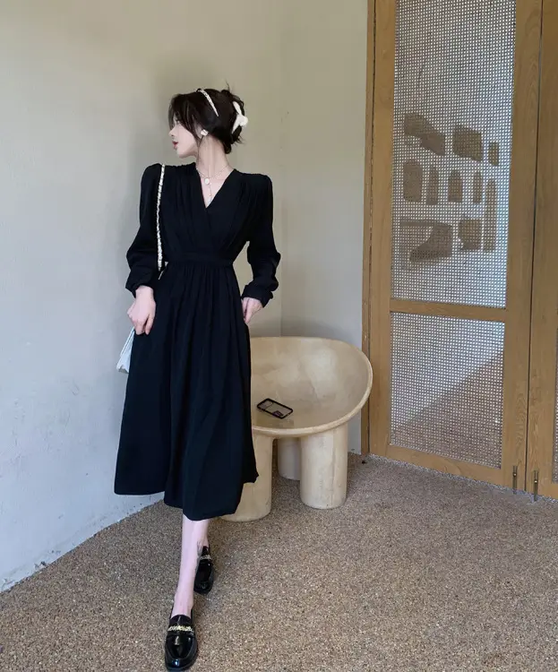 Black V-Neck Fat Girl Dress 2025 — feature 21