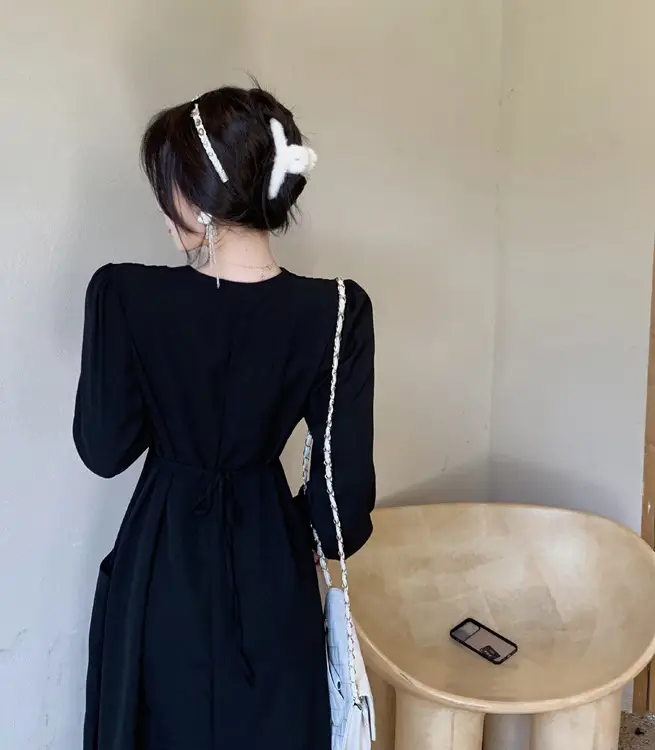 Black V-Neck Fat Girl Dress 2025 — feature 24