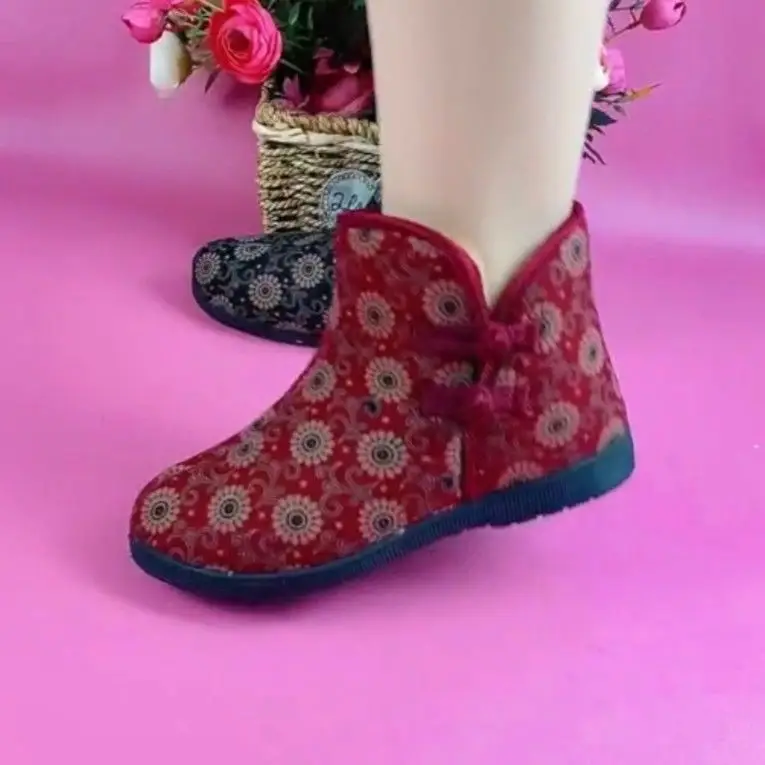2026 New Style Old Beijing Cotton Shoes, Winter Fleece-Lined and Thickened Mom Shoes, Soft-Soled Non-Slip Elderly Shoes, Warm Women's Cotton Shoes — feature 4