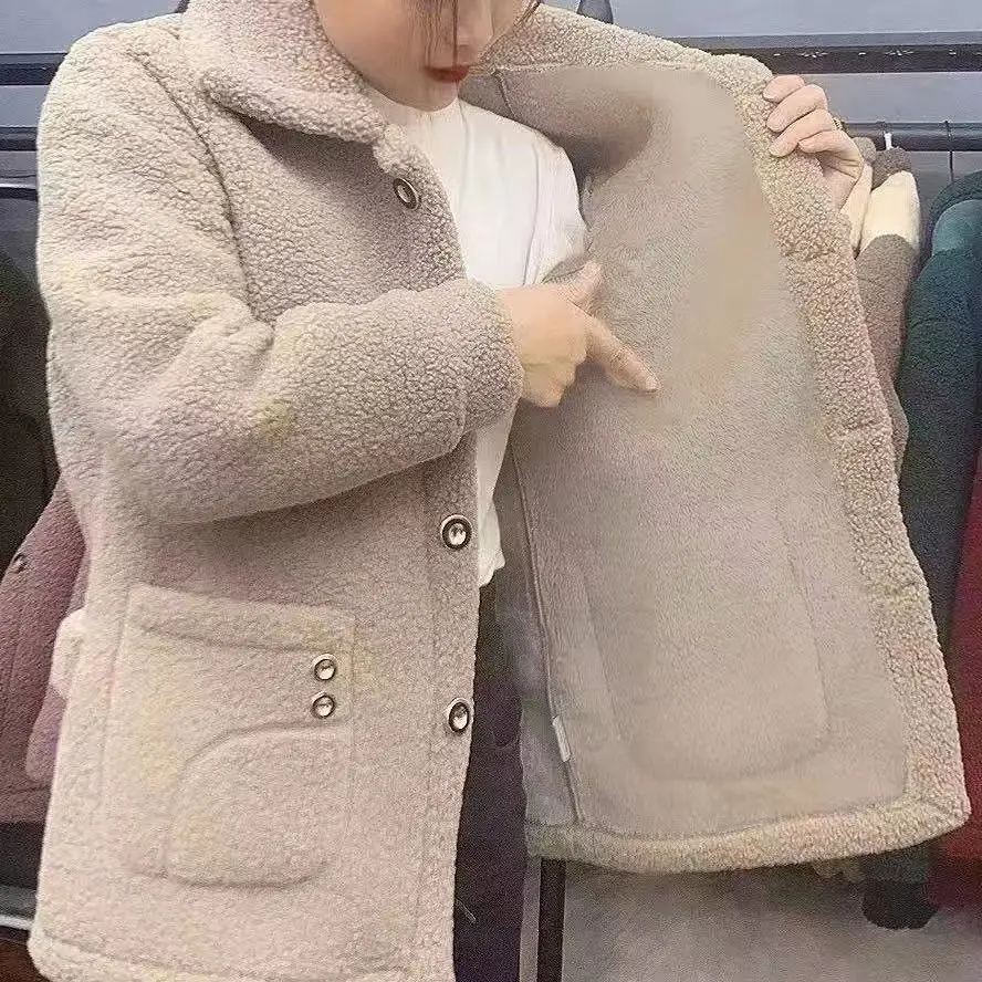 Women's 2024 Winter Velvet Cardigan Button Collar Sweater — feature 10