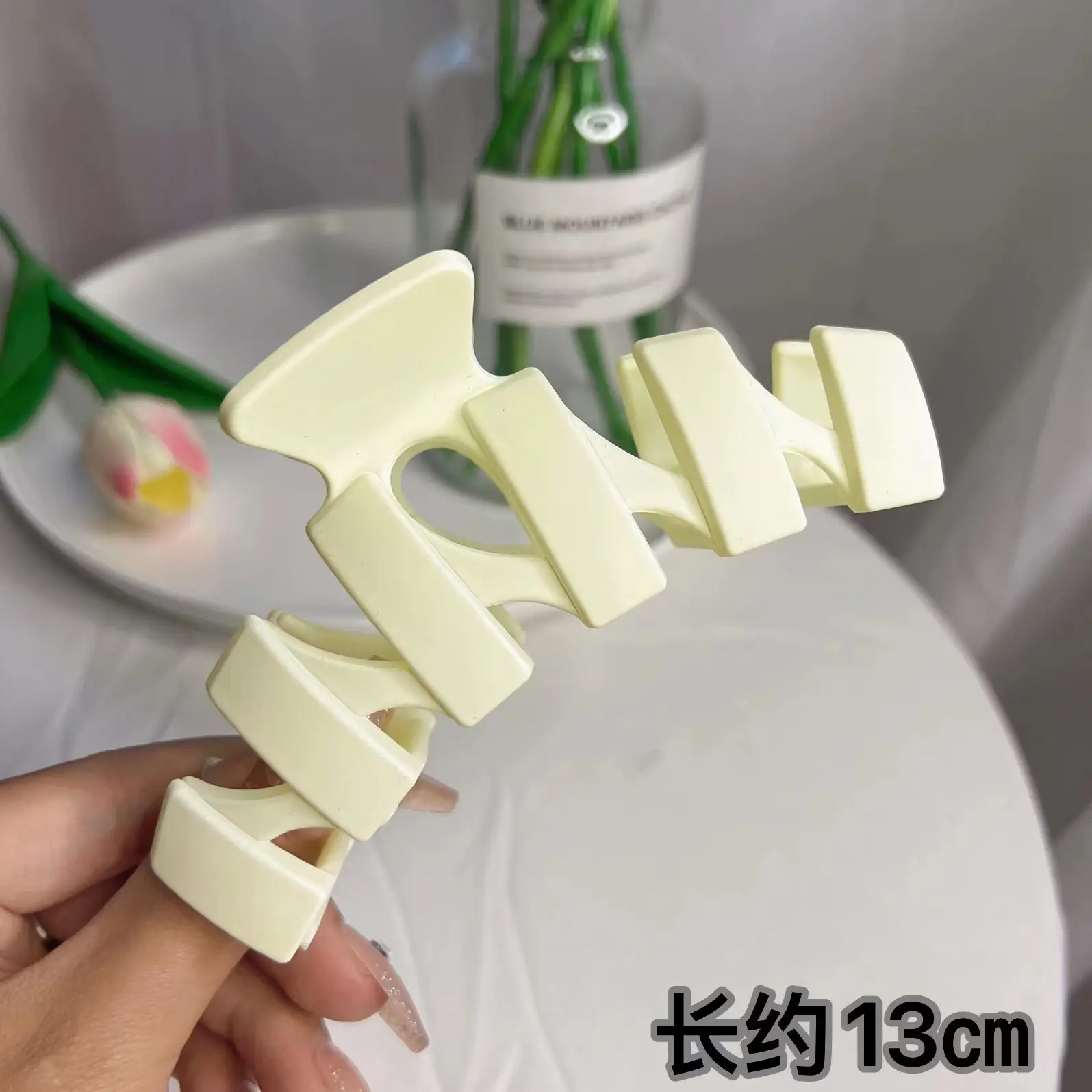 Frosted Hair Clip for Large Shark Back Head Disc