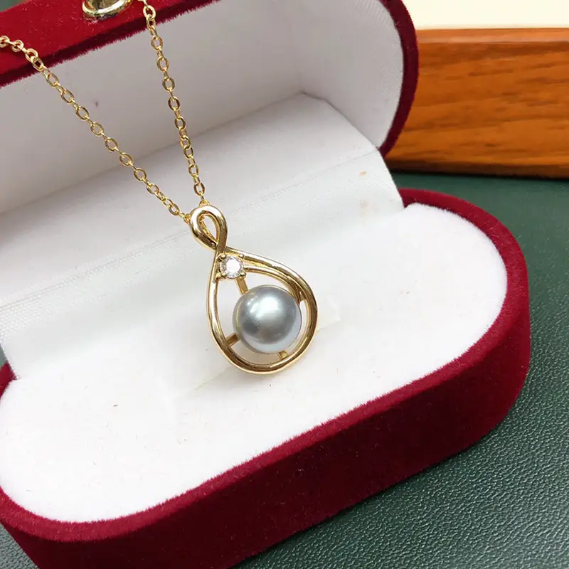 Freshwater Pearl Clavicle Chain for Women - Image 3