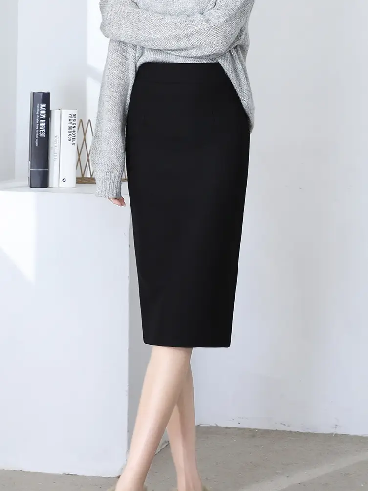 Black Mid-Length Hip Skirt with Split Seam - Image 3