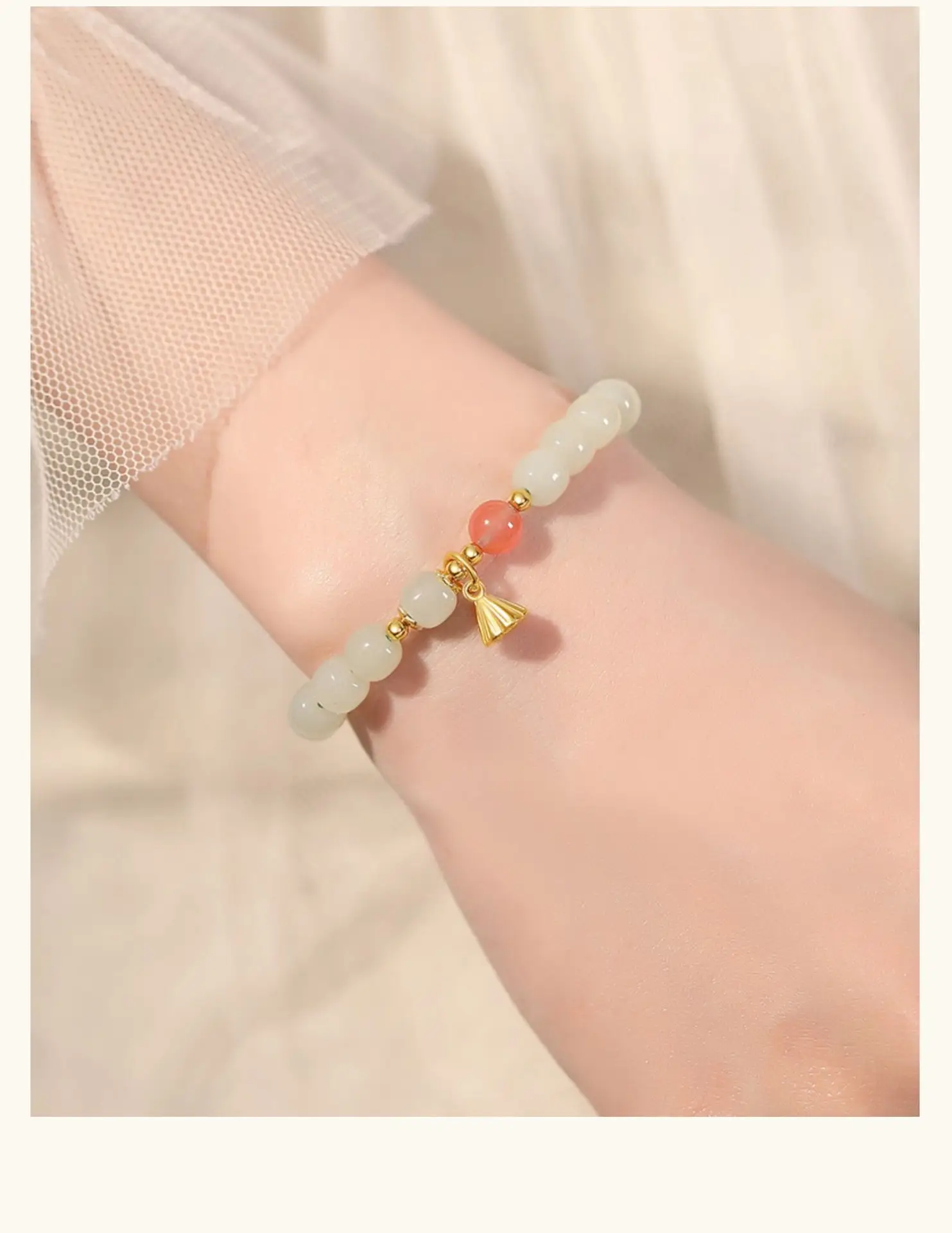 Guan Yu Jade Bracelet with Salt Pearl Pendant — feature 22