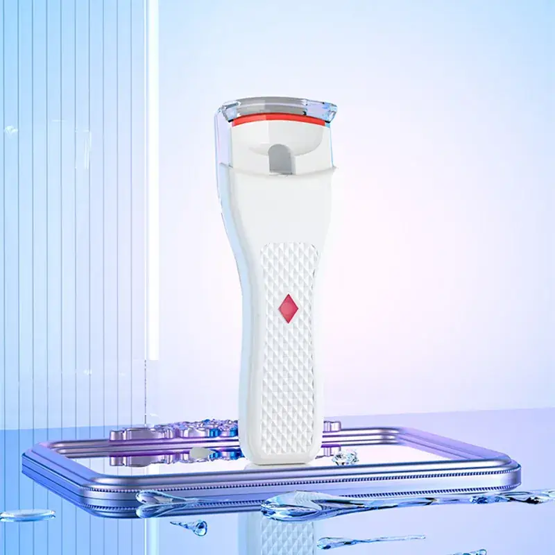 Electric Eyelash Curler Mini Hot & Rechargeable - Image 3