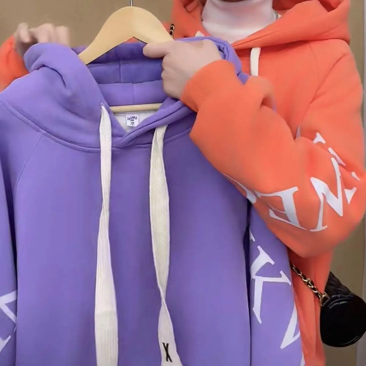 Women Fleece Hoodie Orange White Drawstring Casual Winter — feature 6