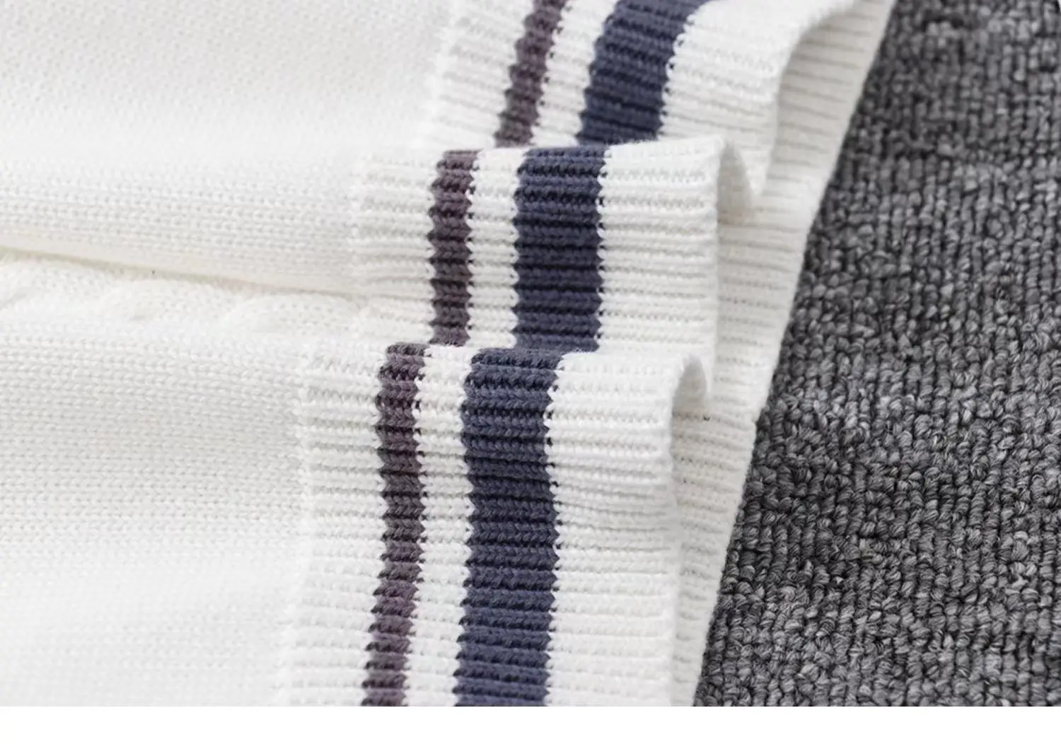 V-Neck Knitted V-Stock V-Neck V-Neck V-Neck V-Neck — feature 7