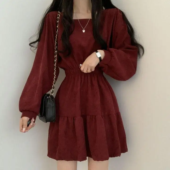 Black Square Collar Slim Pleated Dress for Girls — feature 12