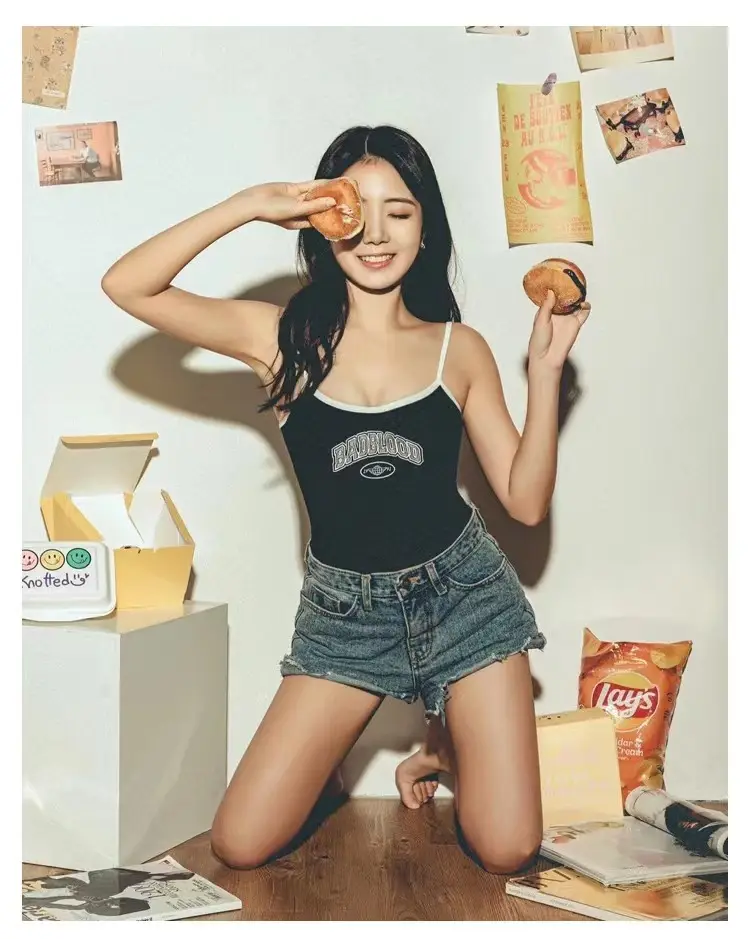 Badbloody Embroidered Camisole Black Slim Fit — feature 14